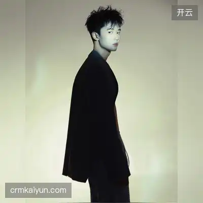 诸葛流云